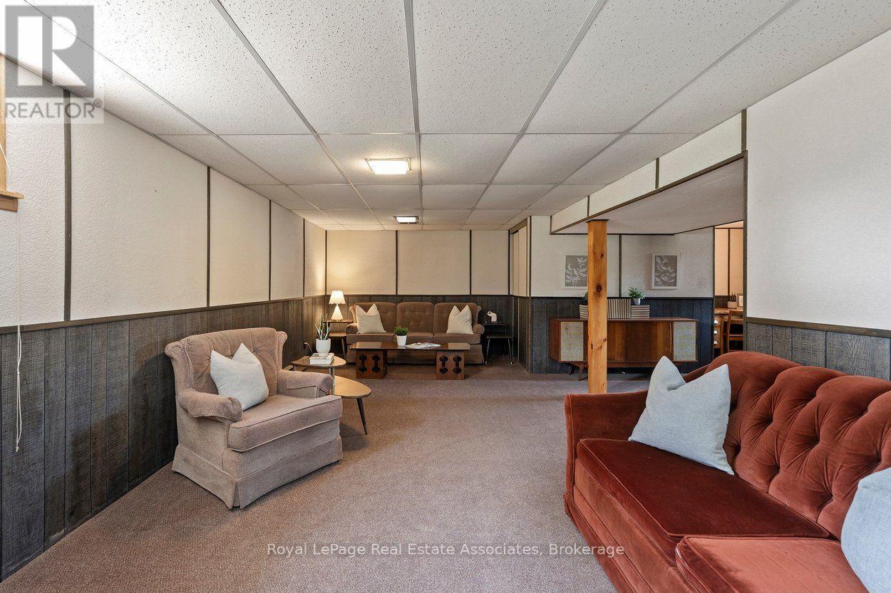 64 Mcintyre Crescent, Halton Hills, Ontario  L7G 1N3 - Photo 28 - W13671336