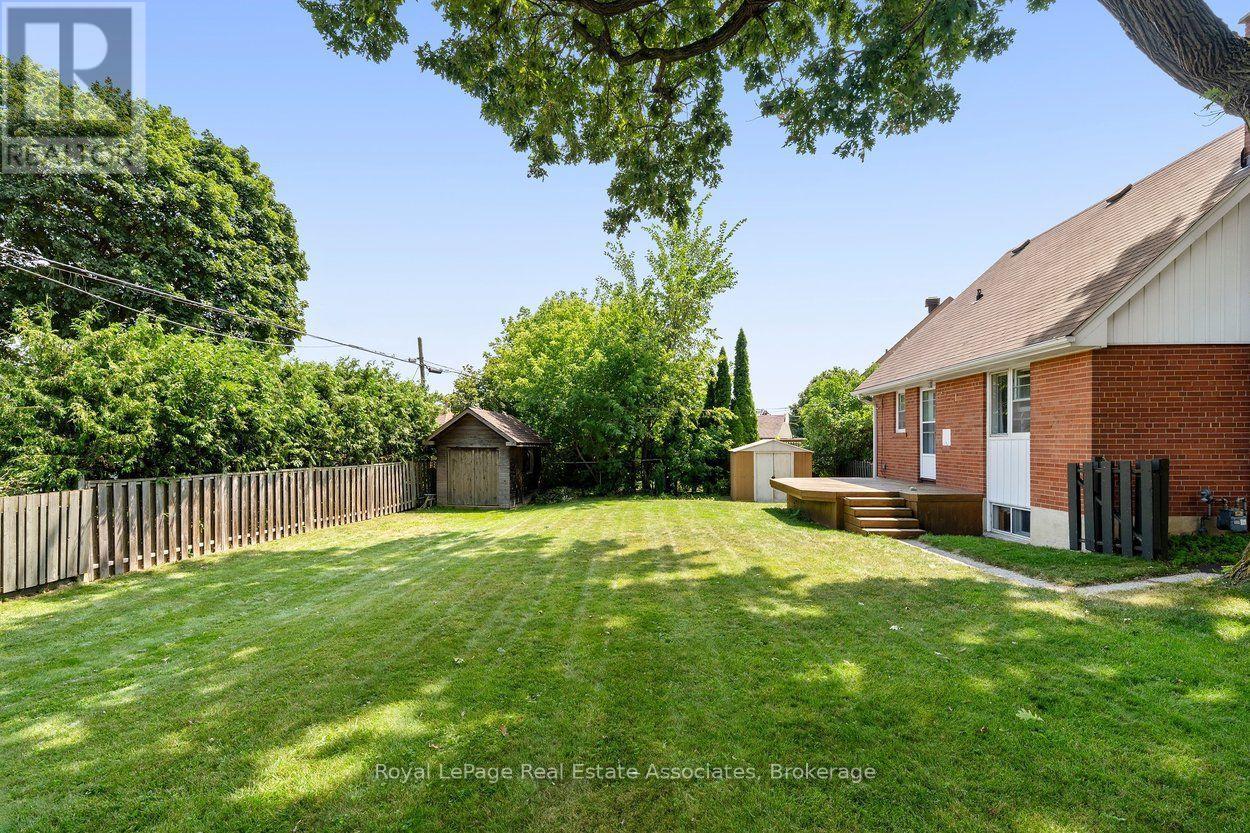 64 Mcintyre Crescent, Halton Hills, Ontario  L7G 1N3 - Photo 33 - W13671336