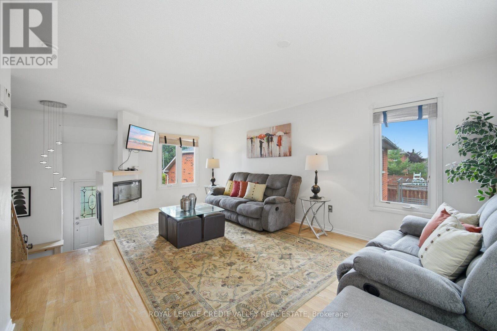 43 Flemington Drive E, Caledon, Ontario  L7C 1B7 - Photo 7 - W13671388