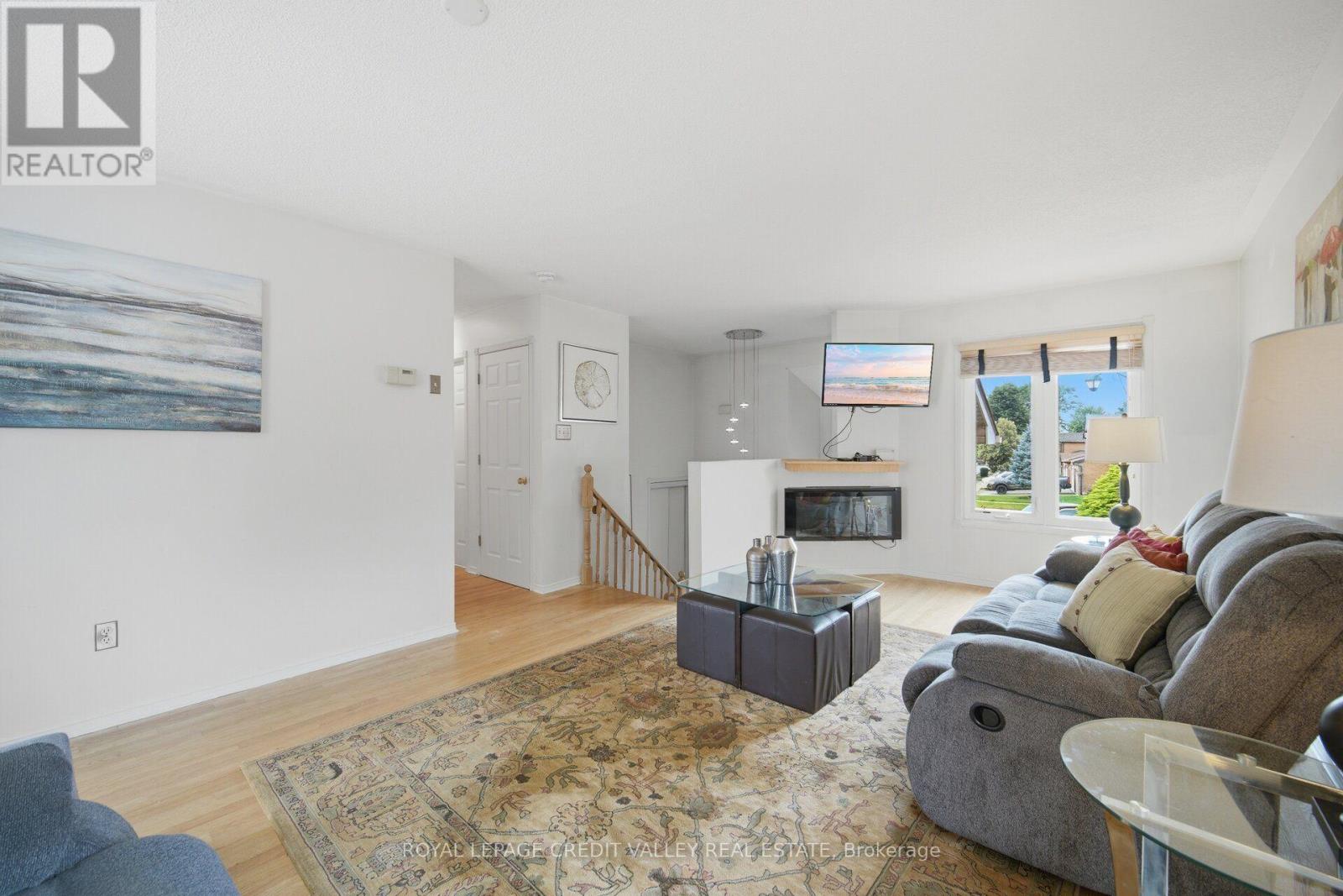 43 Flemington Drive E, Caledon, Ontario  L7C 1B7 - Photo 8 - W13671388