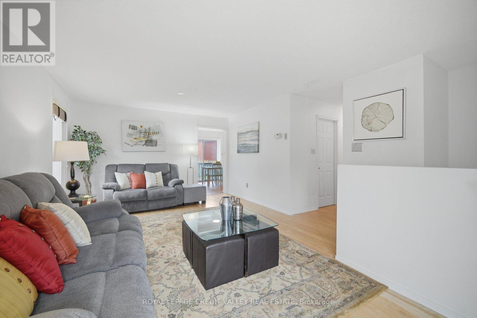 43 Flemington Drive E, Caledon, Ontario  L7C 1B7 - Photo 9 - W13671388