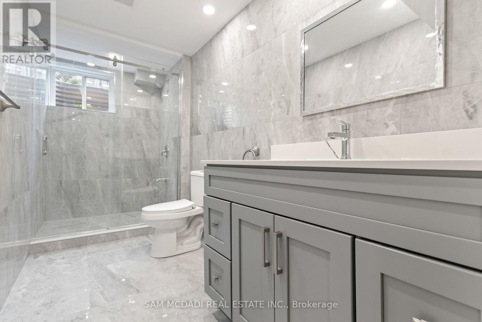 2535 Robin Drive, Mississauga, Ontario  L5K 2G2 - Photo 35 - W13671394