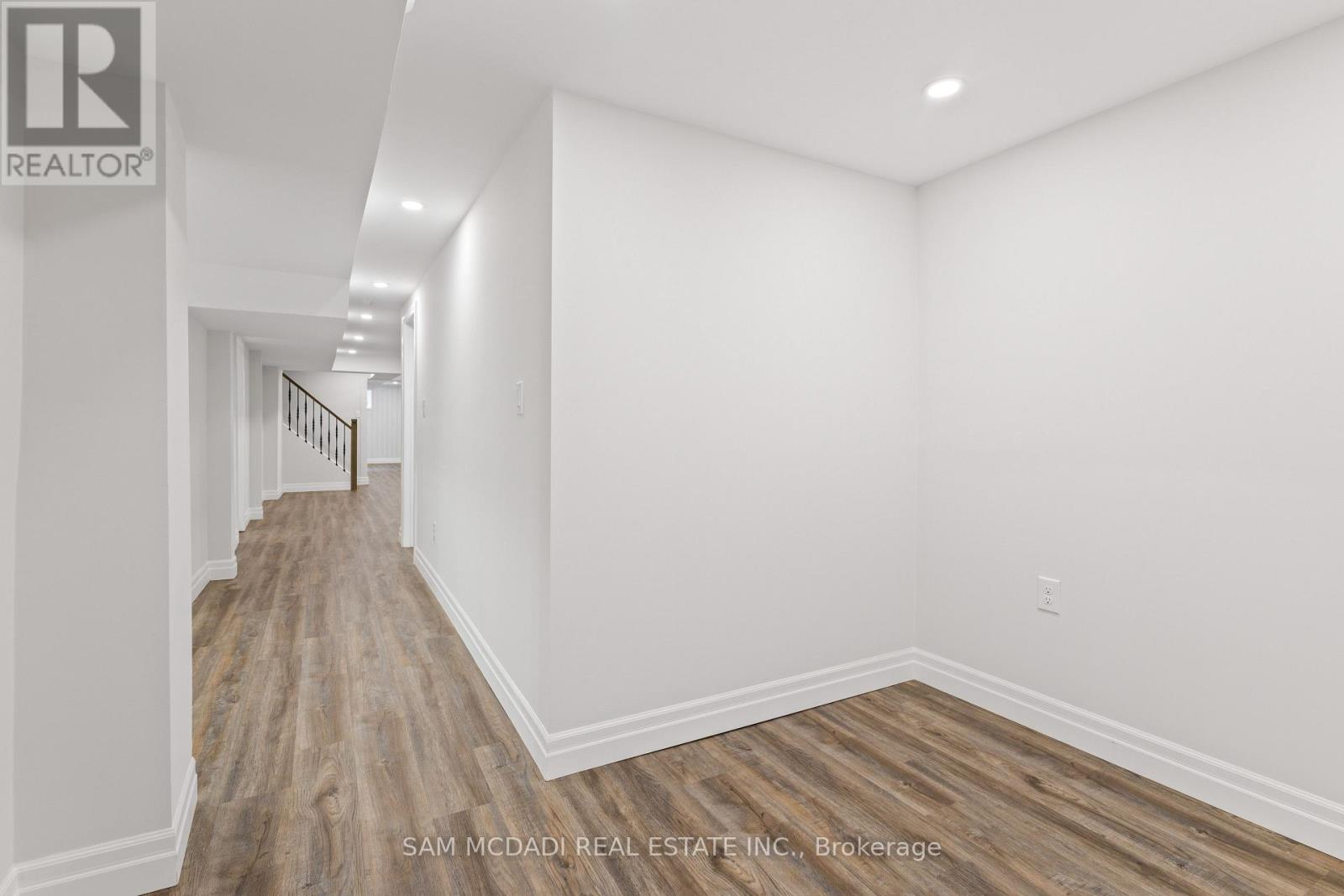 2535 Robin Drive, Mississauga, Ontario  L5K 2G2 - Photo 38 - W13671394