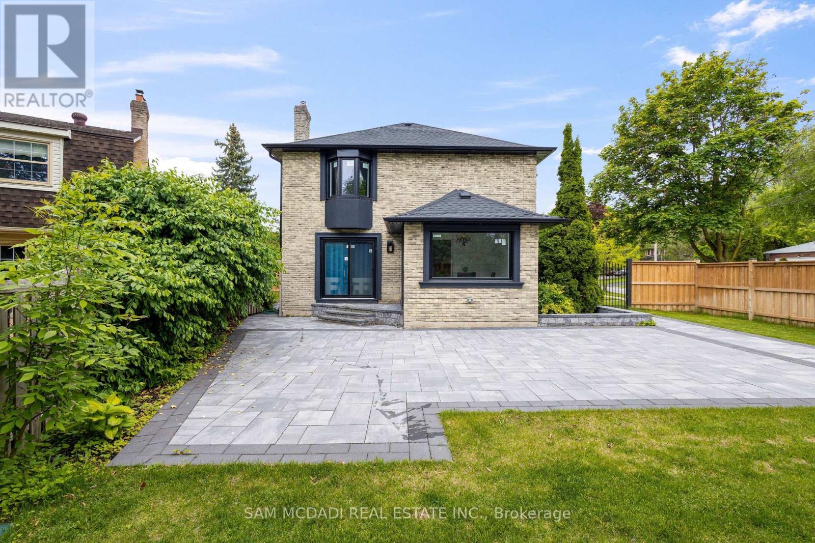 2535 Robin Drive, Mississauga, Ontario  L5K 2G2 - Photo 39 - W13671394