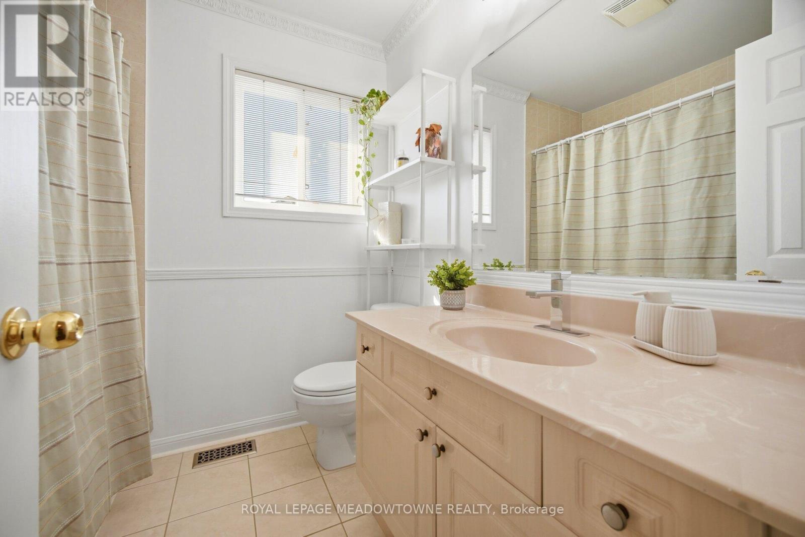 62 Sugarhill Drive, Brampton, Ontario  L7A 3N2 - Photo 33 - W13671404