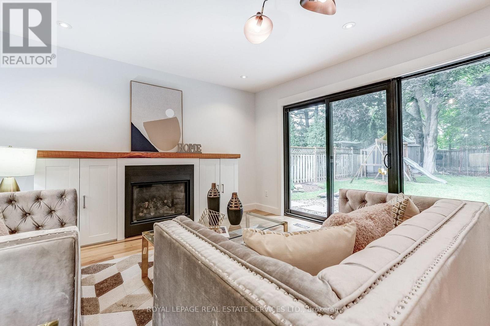 1116 Greenoaks Drive, Mississauga, Ontario  L5J 3A2 - Photo 17 - W13671492