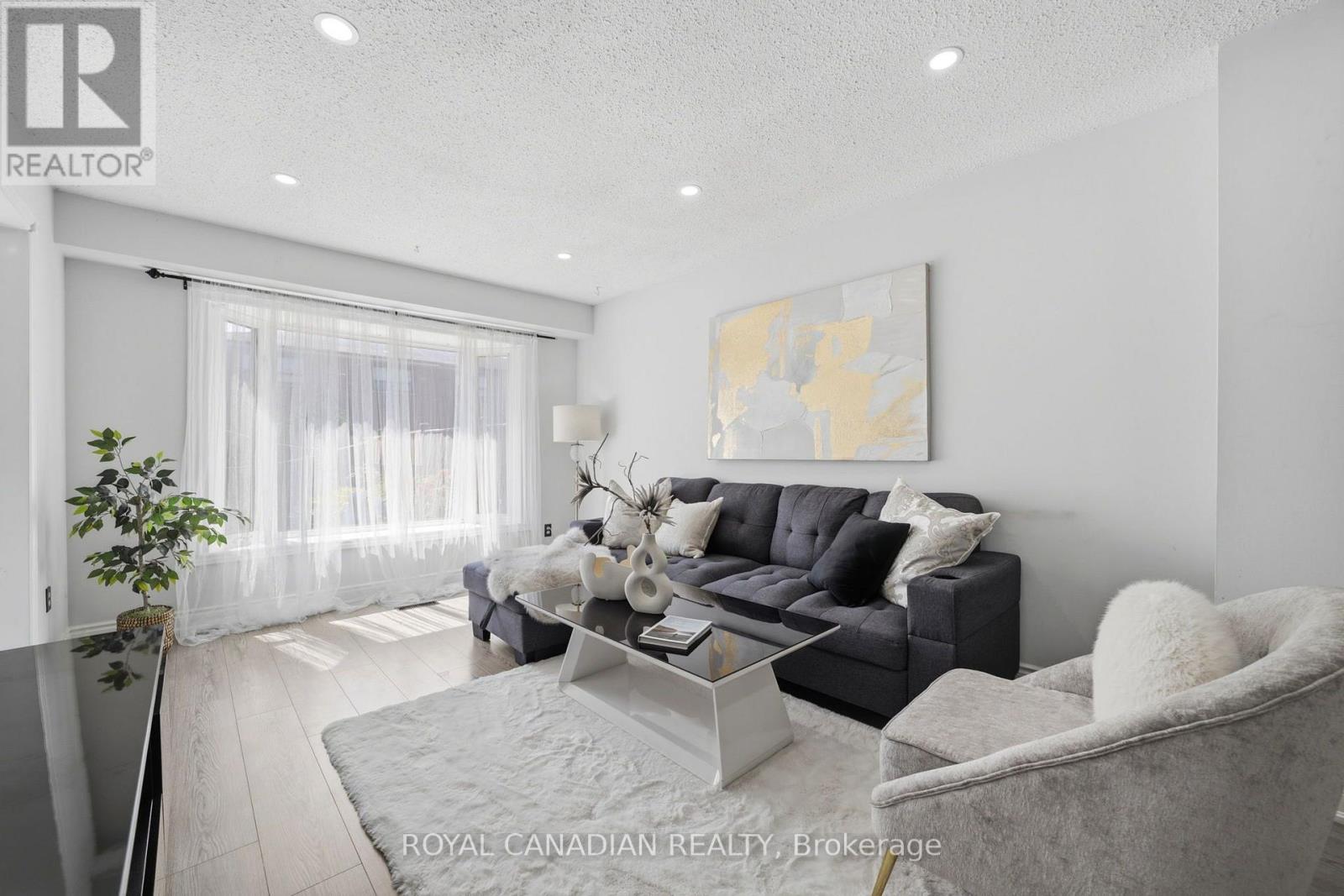 3 Gilmore Drive, Brampton, Ontario  L6V 3K3 - Photo 10 - W13671514