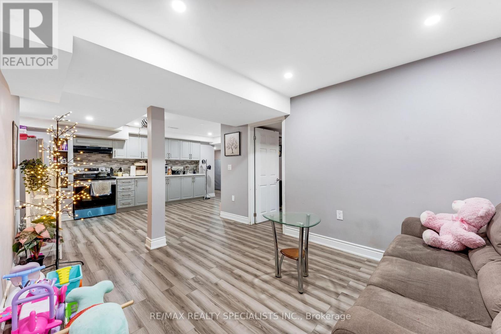 1 Boothill Drive, Brampton, Ontario  L7A 5E5 - Photo 25 - W13671538