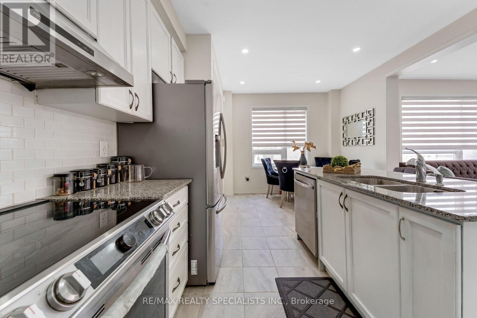 1 Boothill Drive, Brampton, Ontario  L7A 5E5 - Photo 9 - W13671538