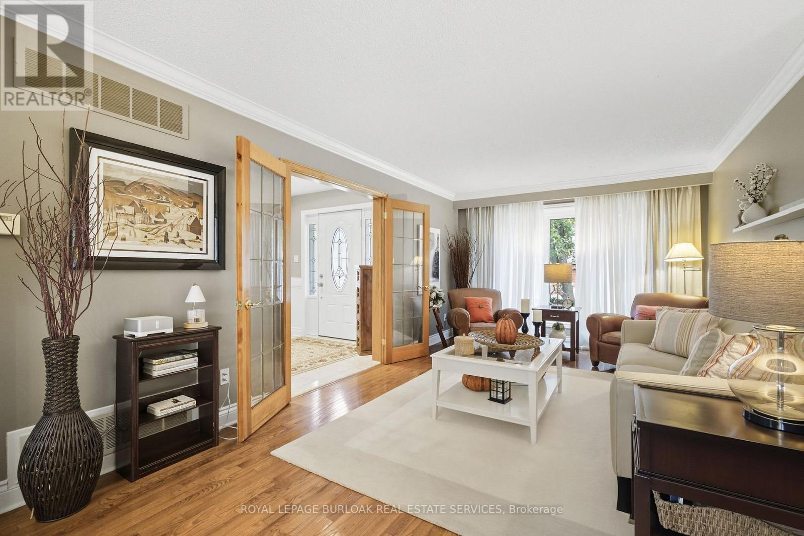 1580 Woodeden Drive, Mississauga, Ontario  L5H 3S5 - Photo 5 - W13671556
