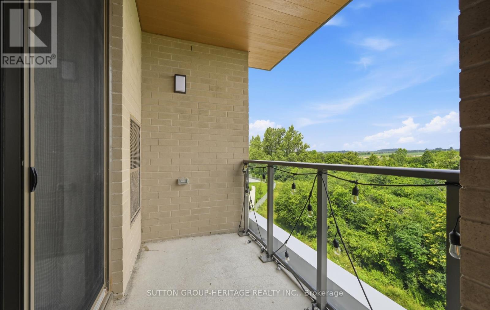 402 - 385 Artic Red Drive, Oshawa, Ontario  L1L 0W9 - Photo 22 - E13664812