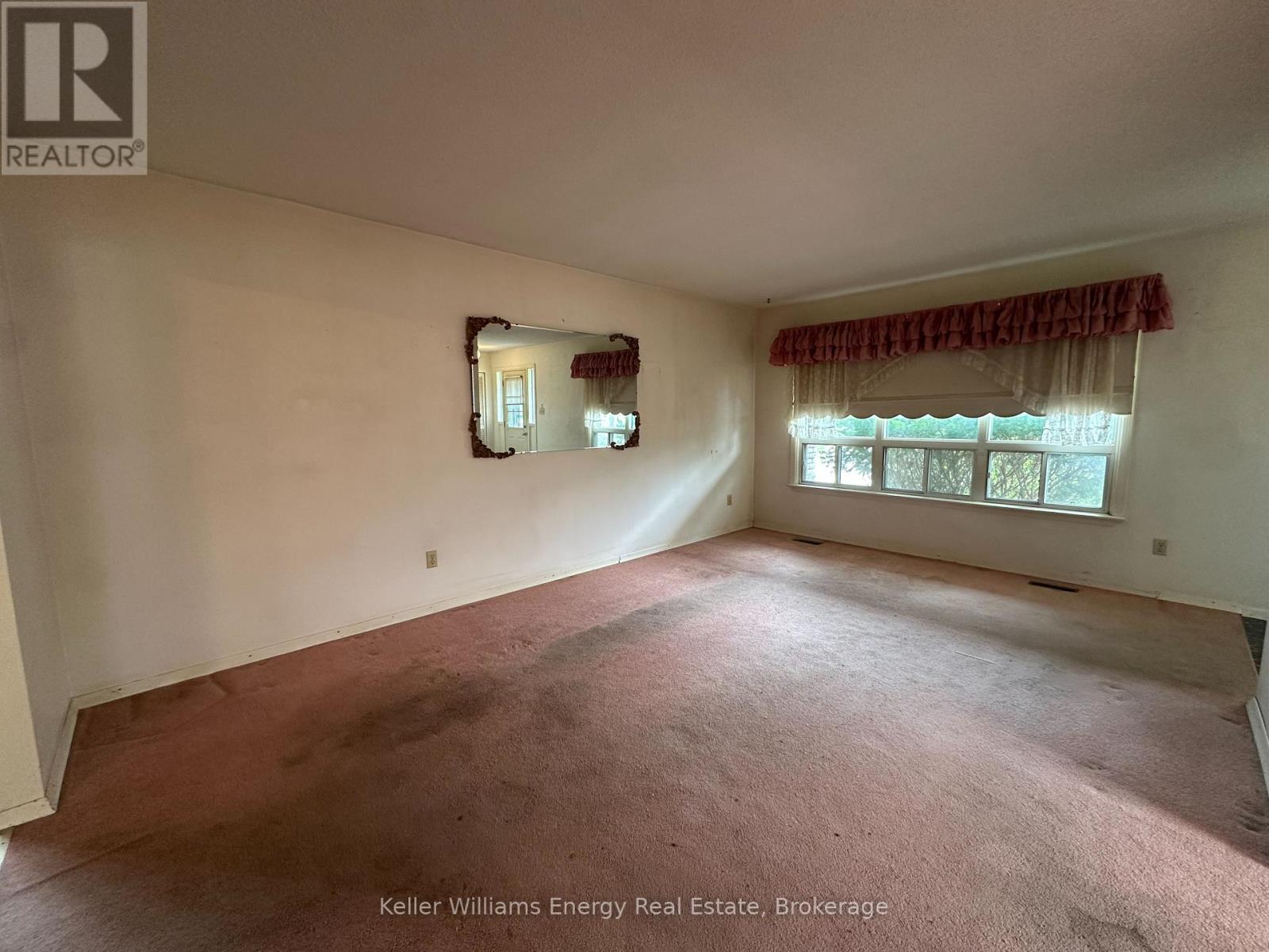 252 Keewatin Street S, Oshawa, Ontario  L1H 6Z8 - Photo 11 - E13671260
