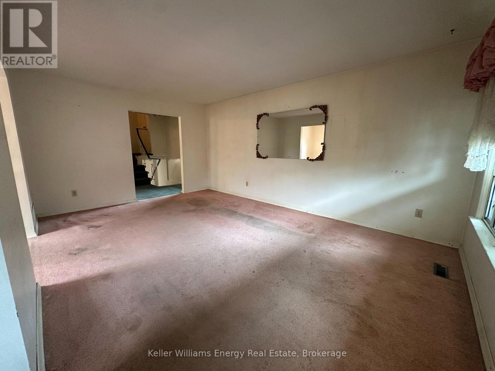 252 Keewatin Street S, Oshawa, Ontario  L1H 6Z8 - Photo 12 - E13671260