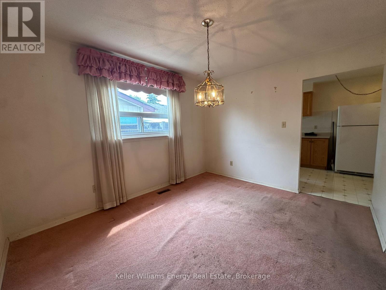 252 Keewatin Street S, Oshawa, Ontario  L1H 6Z8 - Photo 14 - E13671260