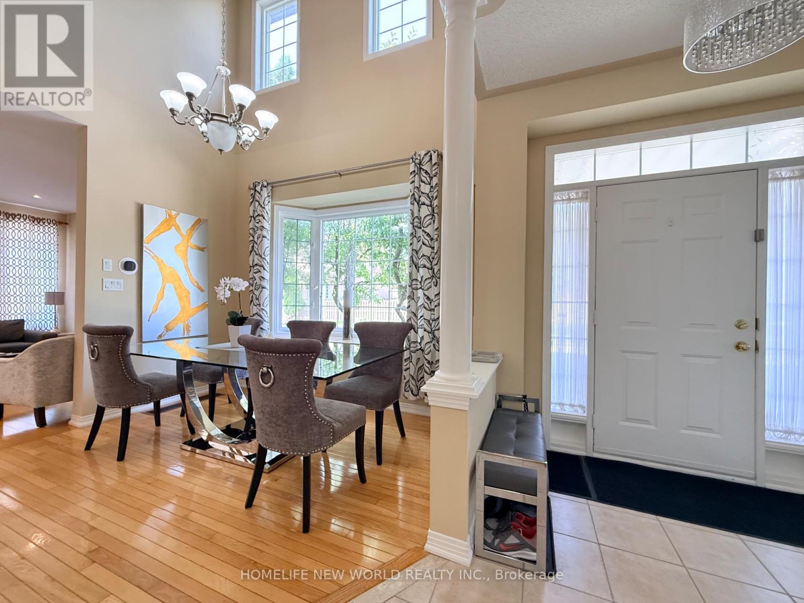 63 Southbrook Crescent, Markham, Ontario L6C 2H3 - Photo 2 - N13669188