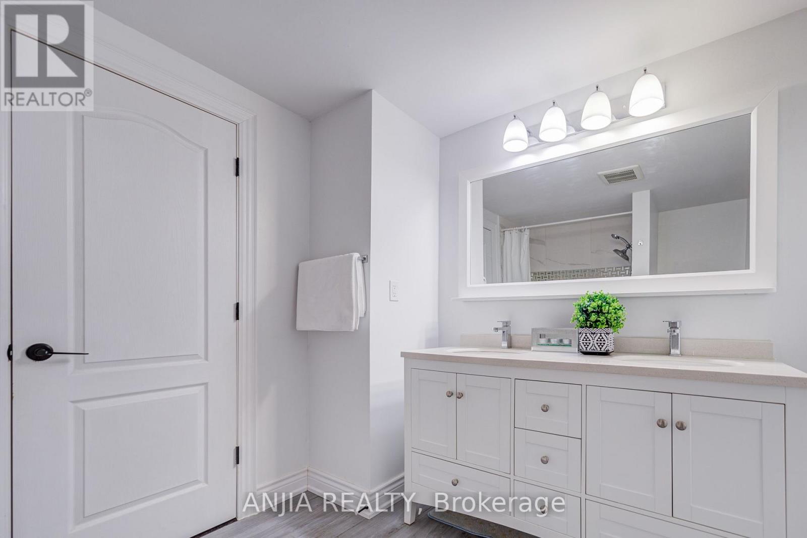 369 Mullen Drive, Vaughan, Ontario L4J 2T8 - Photo 27 - N13671618