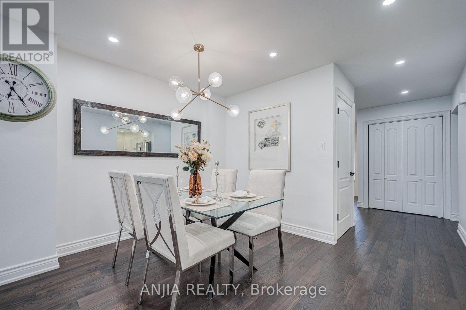 369 Mullen Drive, Vaughan, Ontario L4J 2T8 - Photo 3 - N13671618