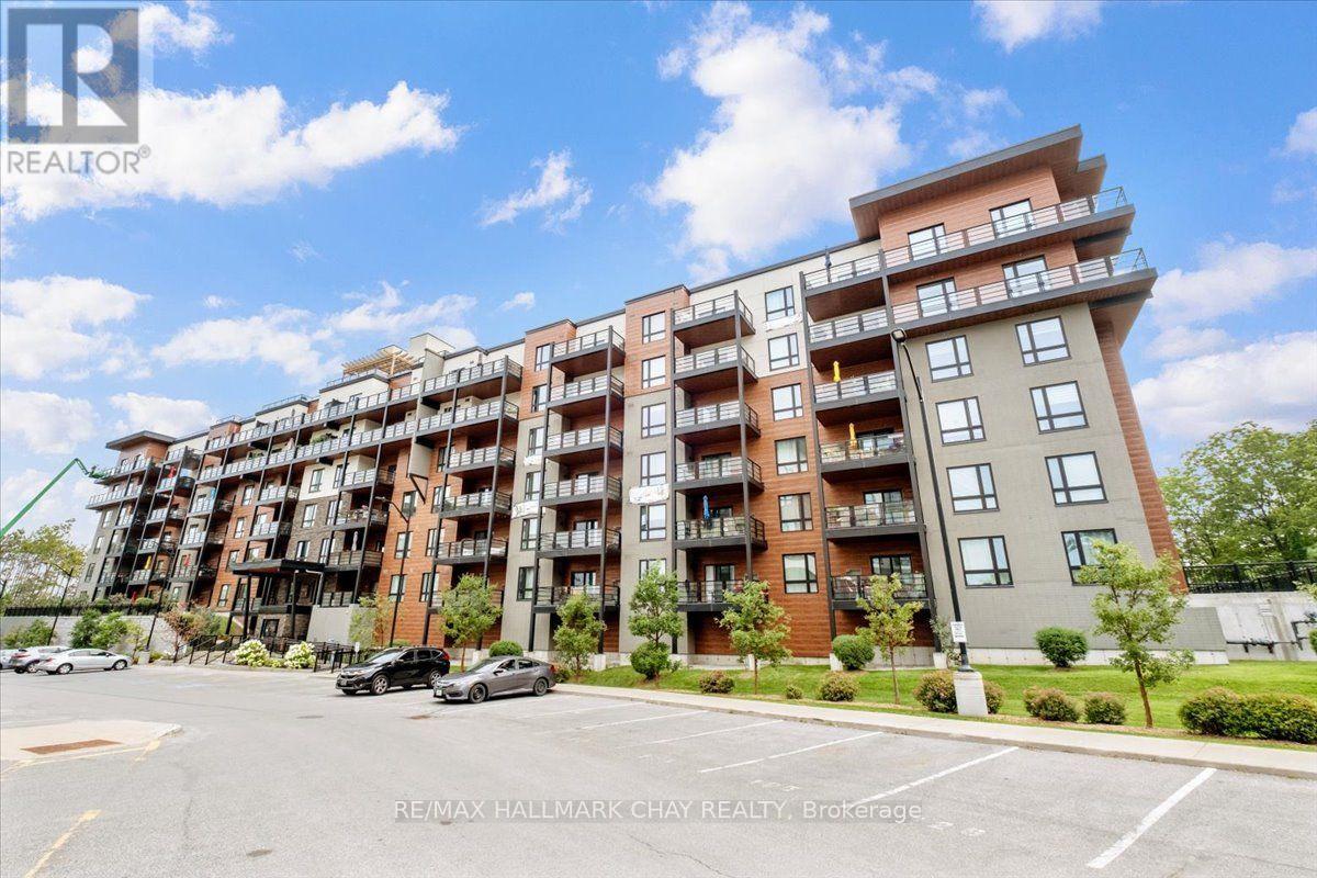 203 - 302 Essa Road, Barrie, Ontario  L9J 0H3 - Photo 4 - S13620792