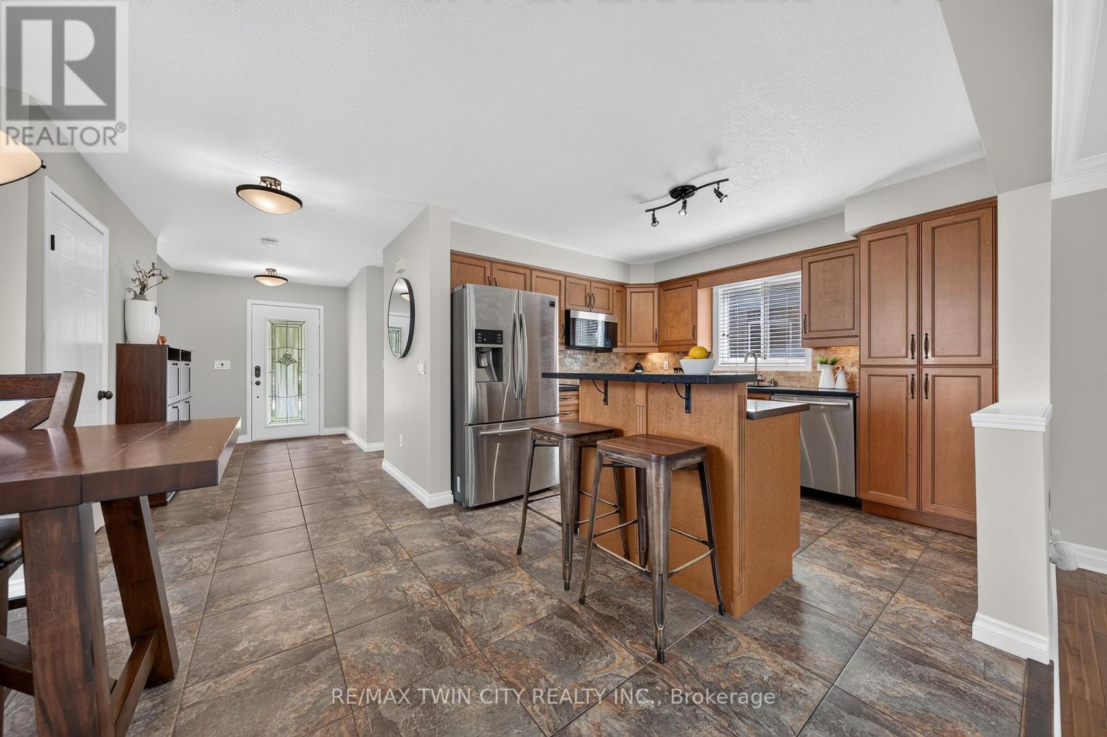 298 Pineland Place, Waterloo, Ontario  N2T 2S7 - Photo 10 - X13671288