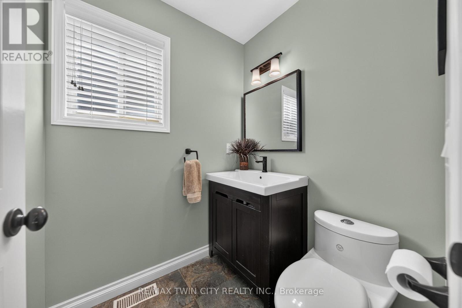 298 Pineland Place, Waterloo, Ontario  N2T 2S7 - Photo 19 - X13671288