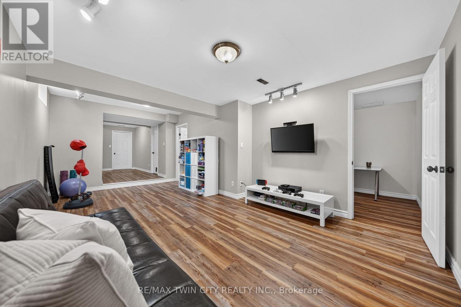 298 Pineland Place, Waterloo, Ontario  N2T 2S7 - Photo 29 - X13671288