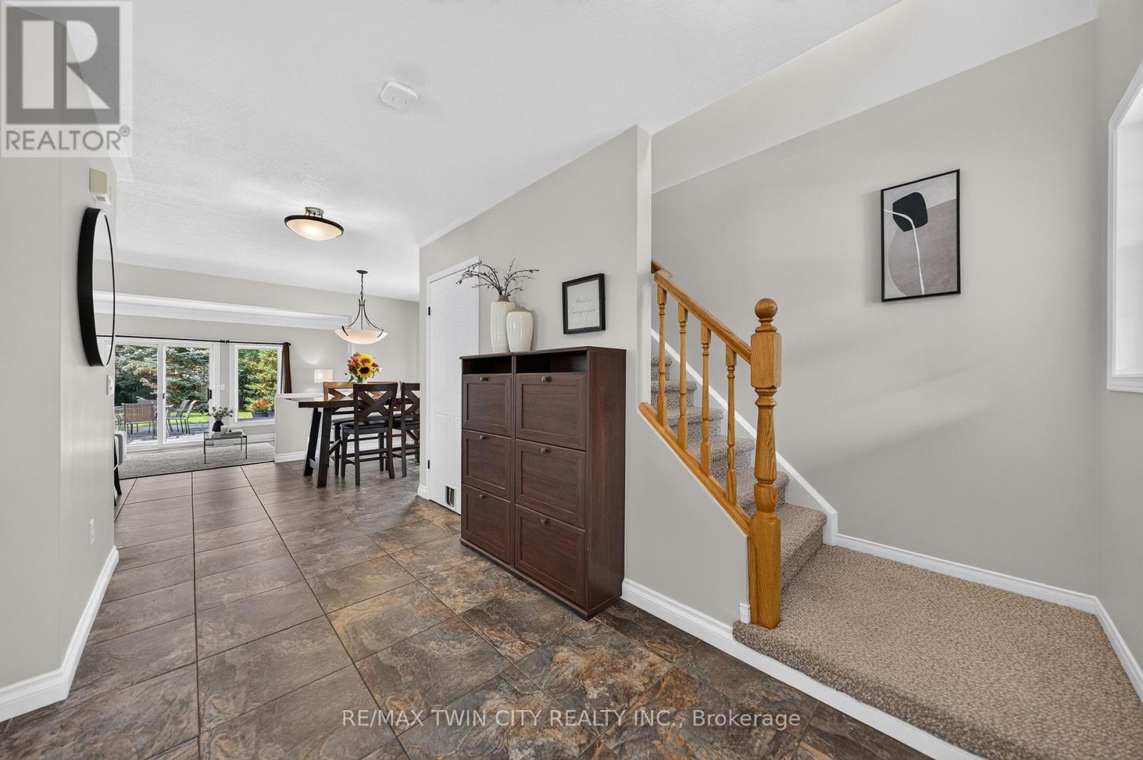 298 Pineland Place, Waterloo, Ontario  N2T 2S7 - Photo 8 - X13671288