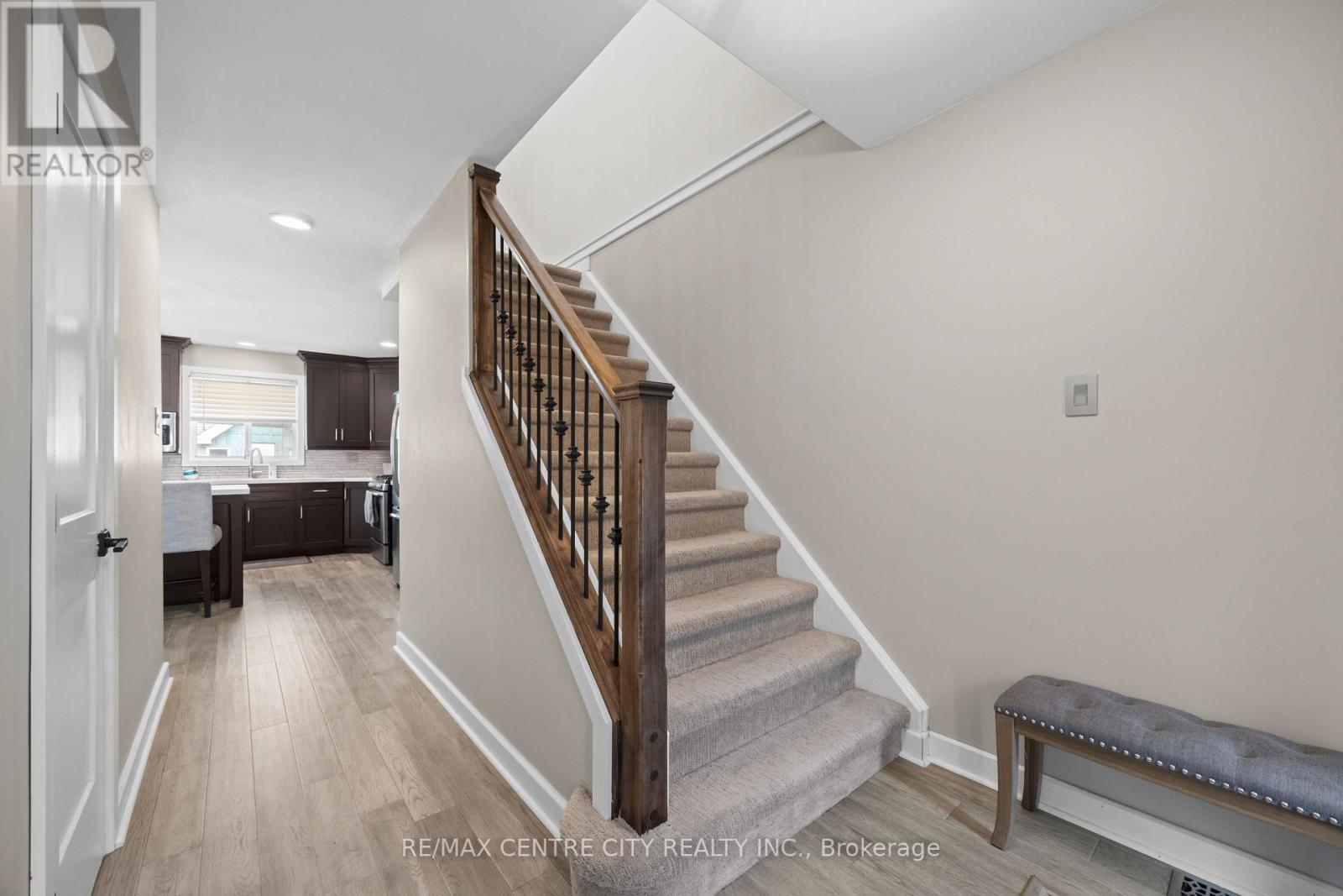 43 Meredith Drive, Middlesex Centre, Ontario  N0M 2A0 - Photo 5 - X13671578