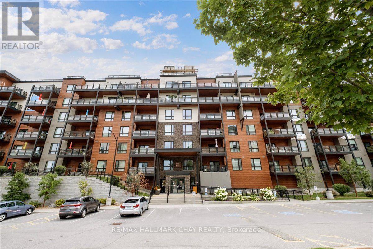 203 - 302 ESSA ROAD, Barrie, Ontario