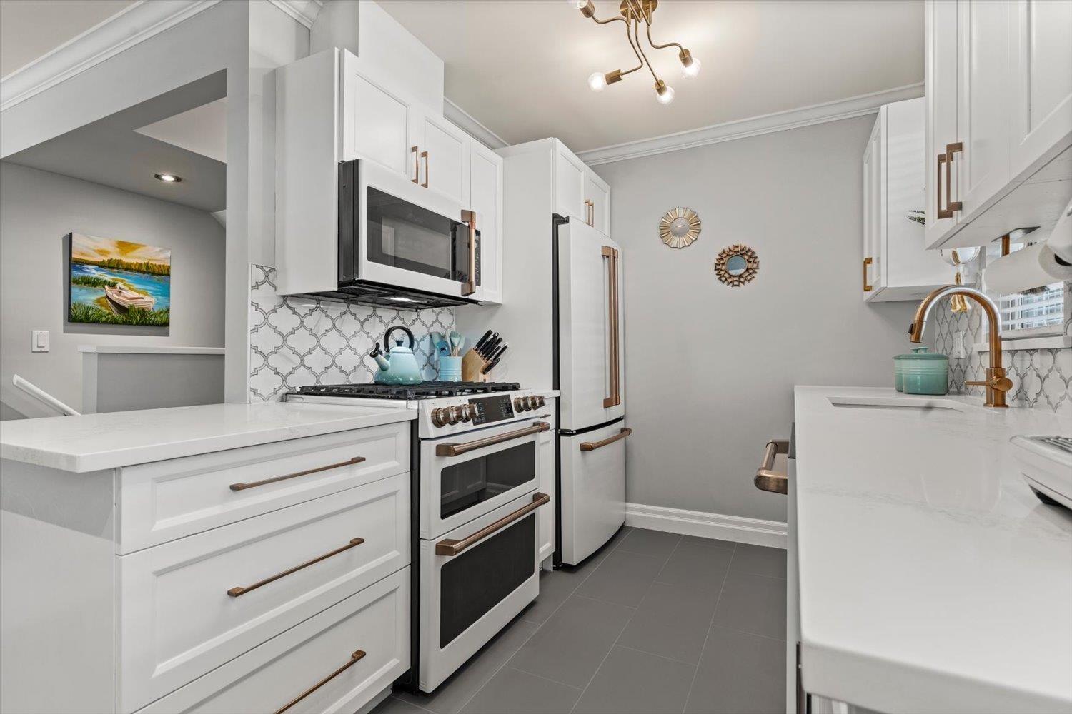 5955 Sappers Way, Garrison Crossing, Chilliwack, British Columbia  V2R 0H1 - Photo 15 - R3155140