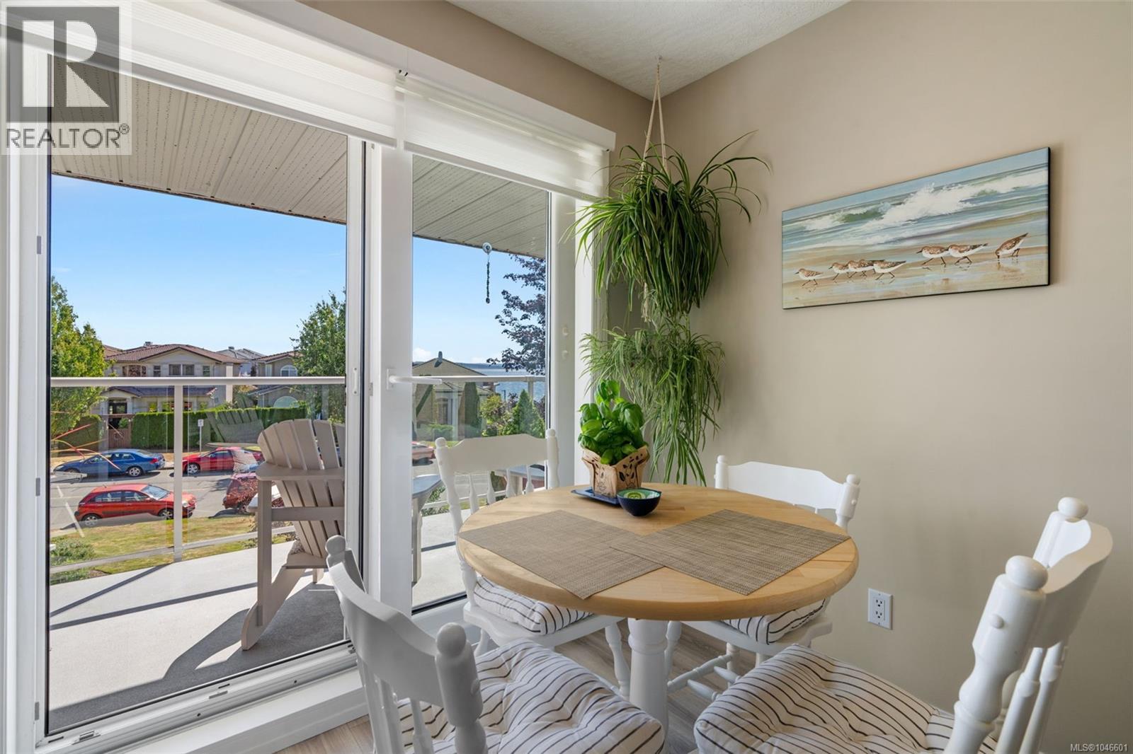 310 9650 First St, Sidney, British Columbia  V8L 3C9 - Photo 6 - 1046601