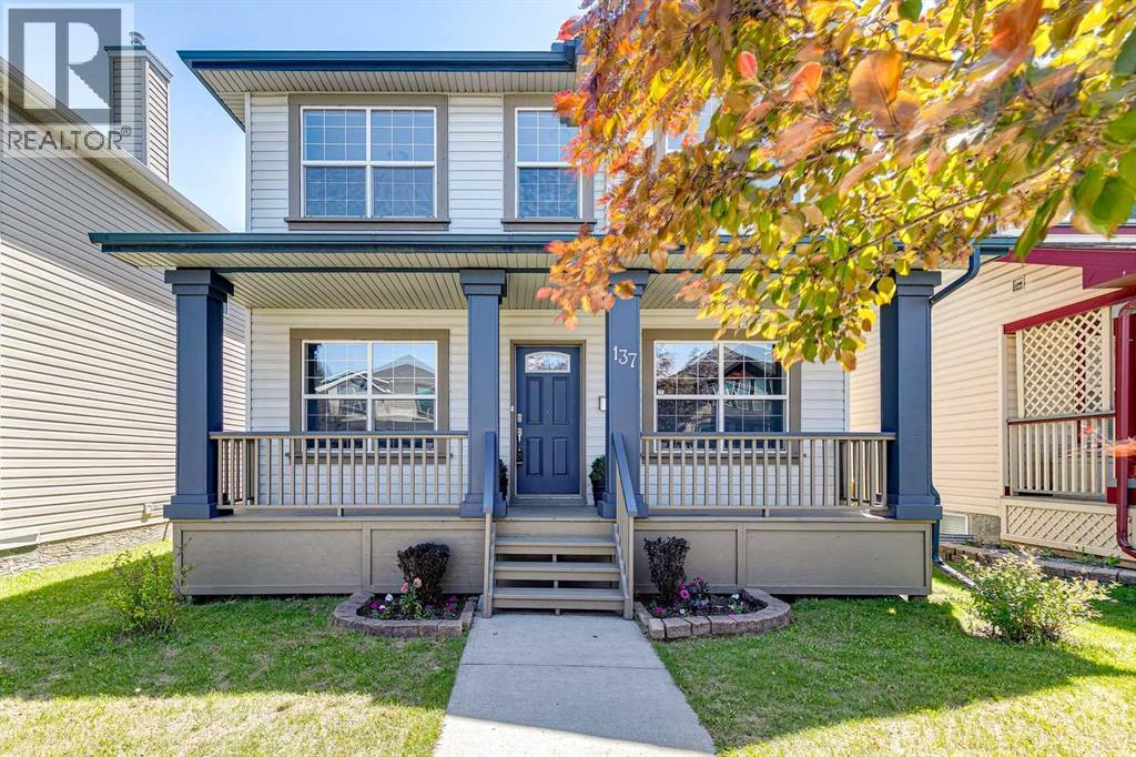 137 Prestwick Mews Se, Calgary, Alberta  T2Z 3X6 - Photo 2 - A2320334