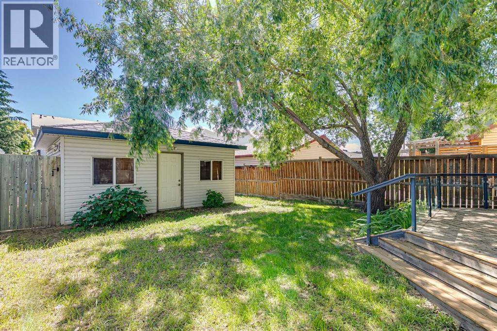 137 Prestwick Mews Se, Calgary, Alberta  T2Z 3X6 - Photo 35 - A2320334