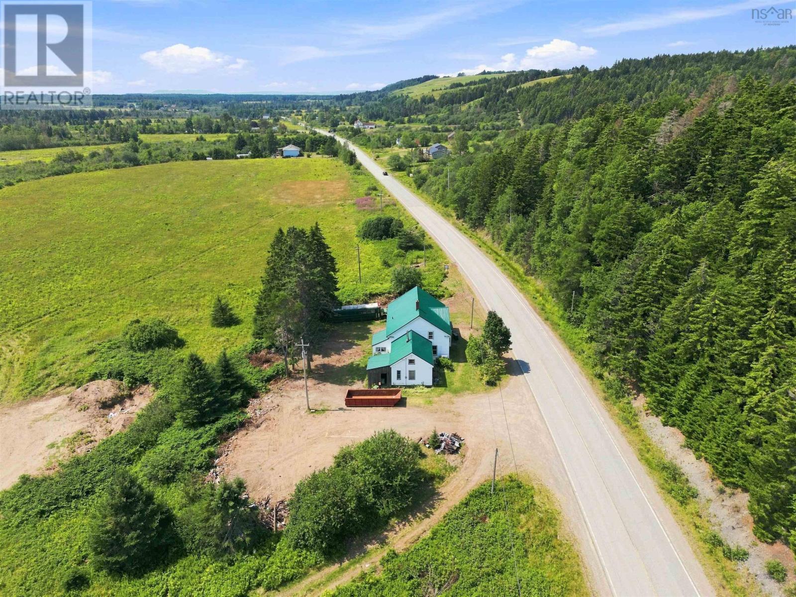 10834 209 Highway, Wharton, Nova Scotia  B0M 1S0 - Photo 11 - 202620493
