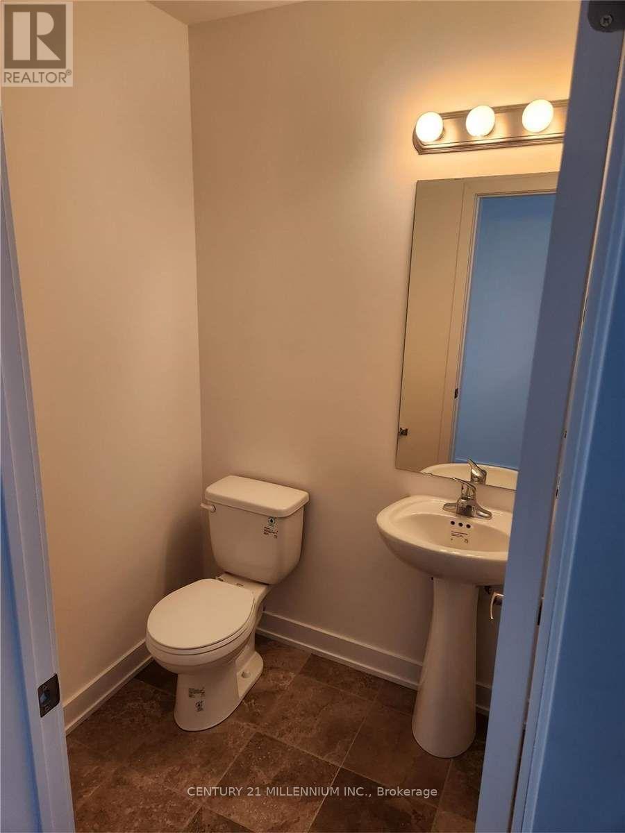 26 Westwood Avenue, Barrie, Ontario  L9J 0M6 - Photo 13 - S13670936
