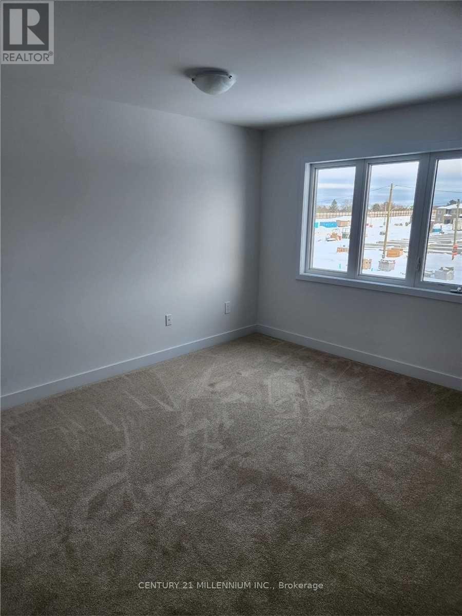 26 Westwood Avenue, Barrie, Ontario  L9J 0M6 - Photo 14 - S13670936