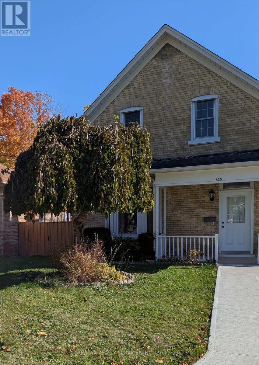 159 Wellington Street, Cambridge, Ontario  N1R 3Y8 - Photo 2 - X13628276