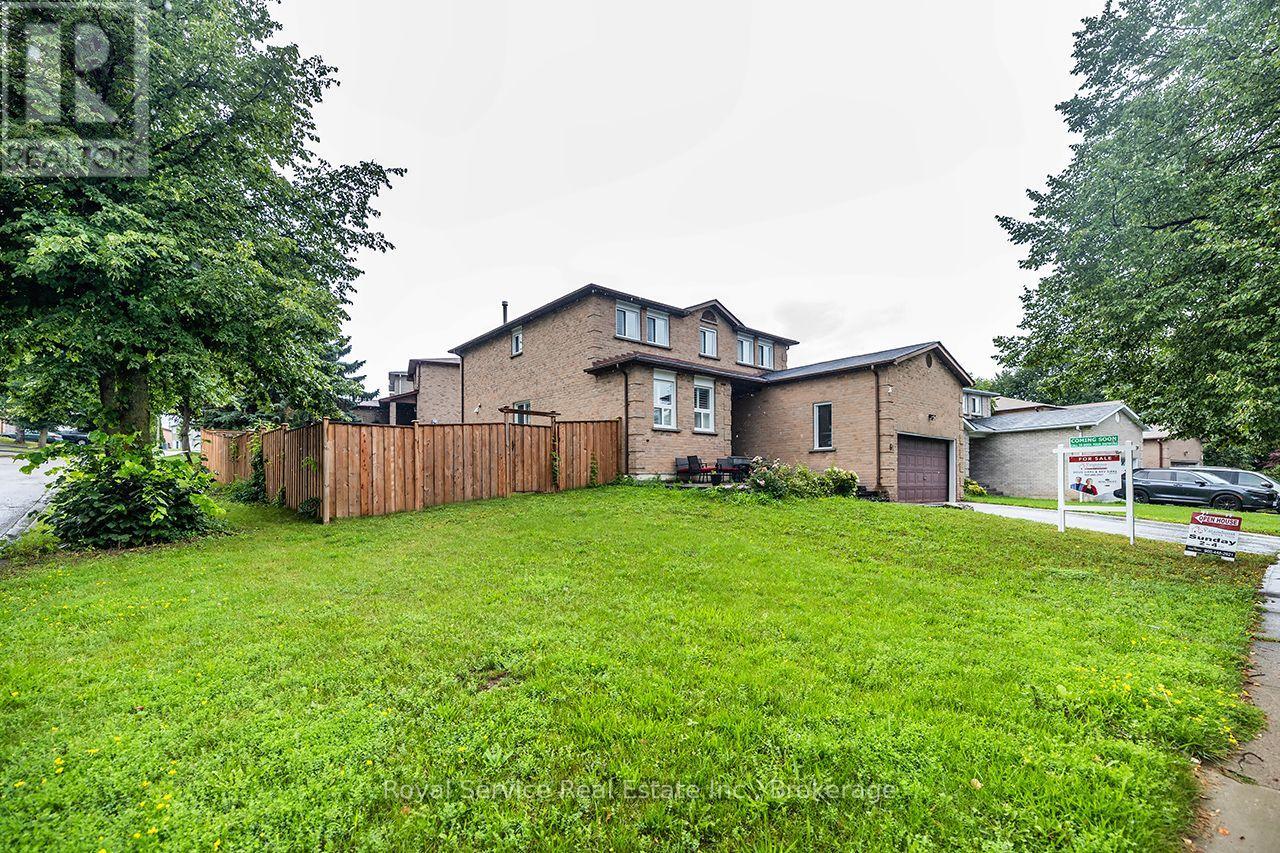 61 Adams Drive, Ajax, Ontario  L1S 5V2 - Photo 2 - E13671620