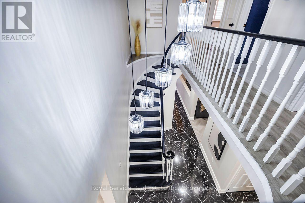 61 Adams Drive, Ajax, Ontario  L1S 5V2 - Photo 21 - E13671620