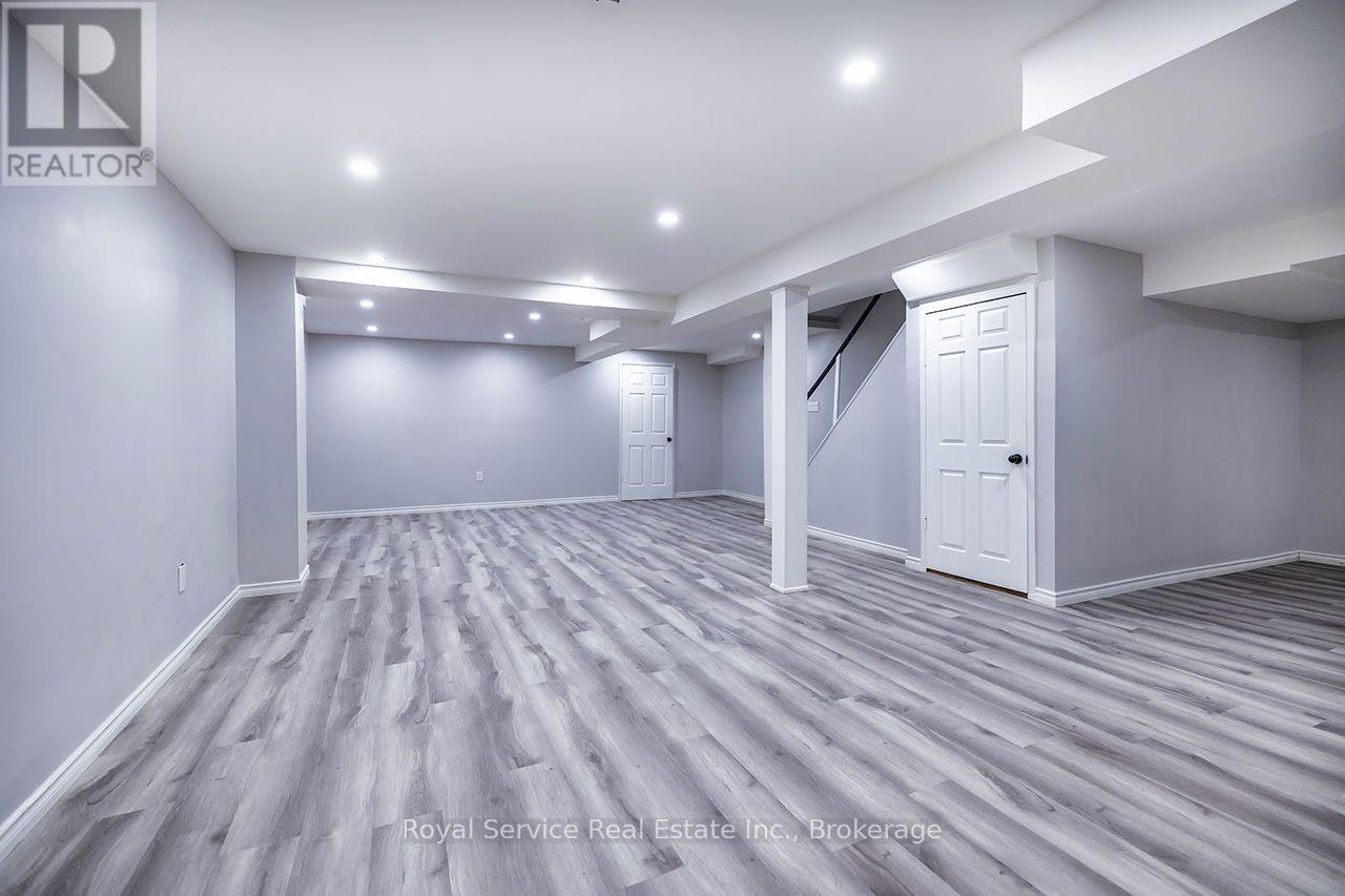 61 Adams Drive, Ajax, Ontario  L1S 5V2 - Photo 33 - E13671620