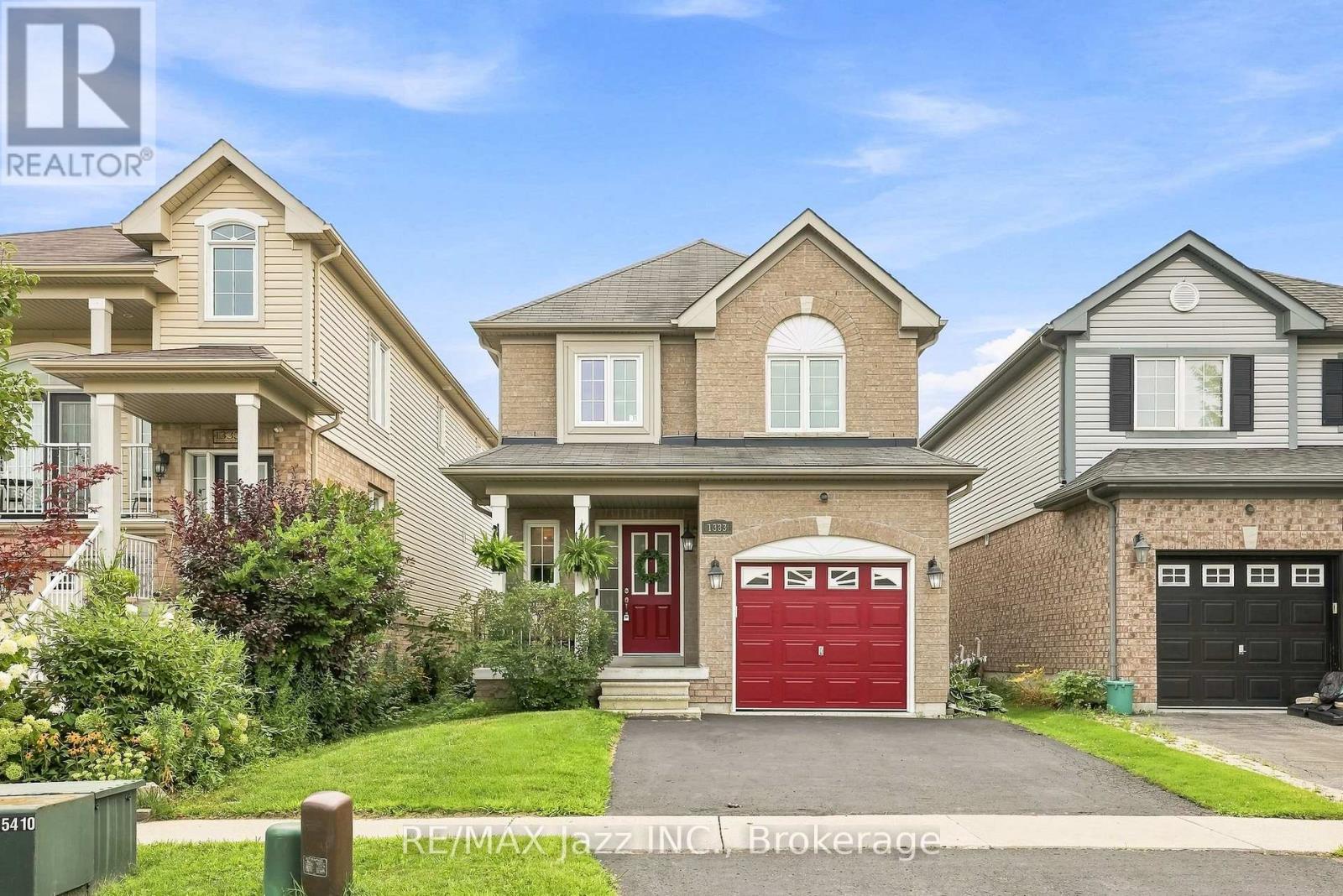1333 WADEBRIDGE CRESCENT, Oshawa, Ontario
