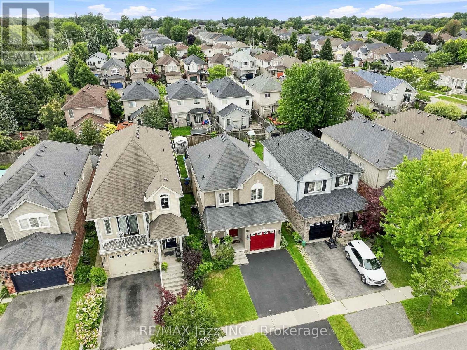 1333 Wadebridge Crescent, Oshawa, Ontario  L1K 3B2 - Photo 6 - E13671720