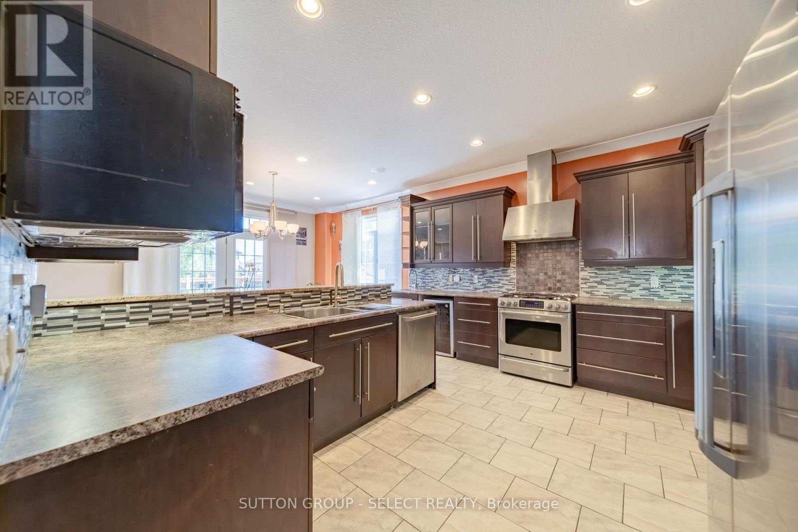 2229 Cardinal Court, London South, Ontario  N6M 0C2 - Photo 5 - X13671700