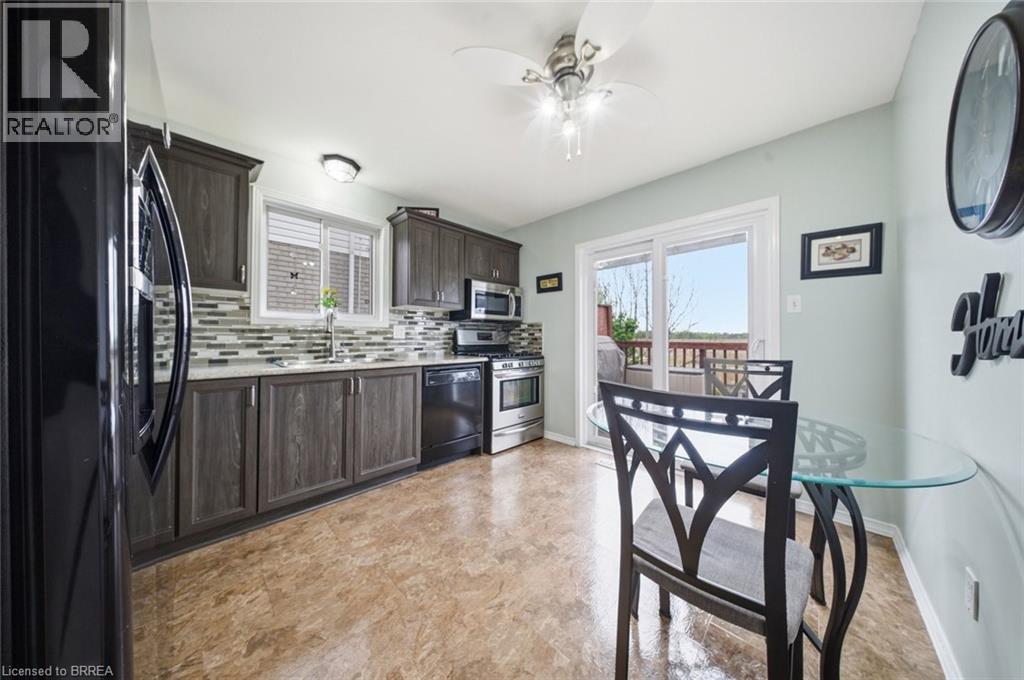 37 Anastasia Crescent, Brantford, Ontario  N3P 2A9 - Photo 8 - 40855503