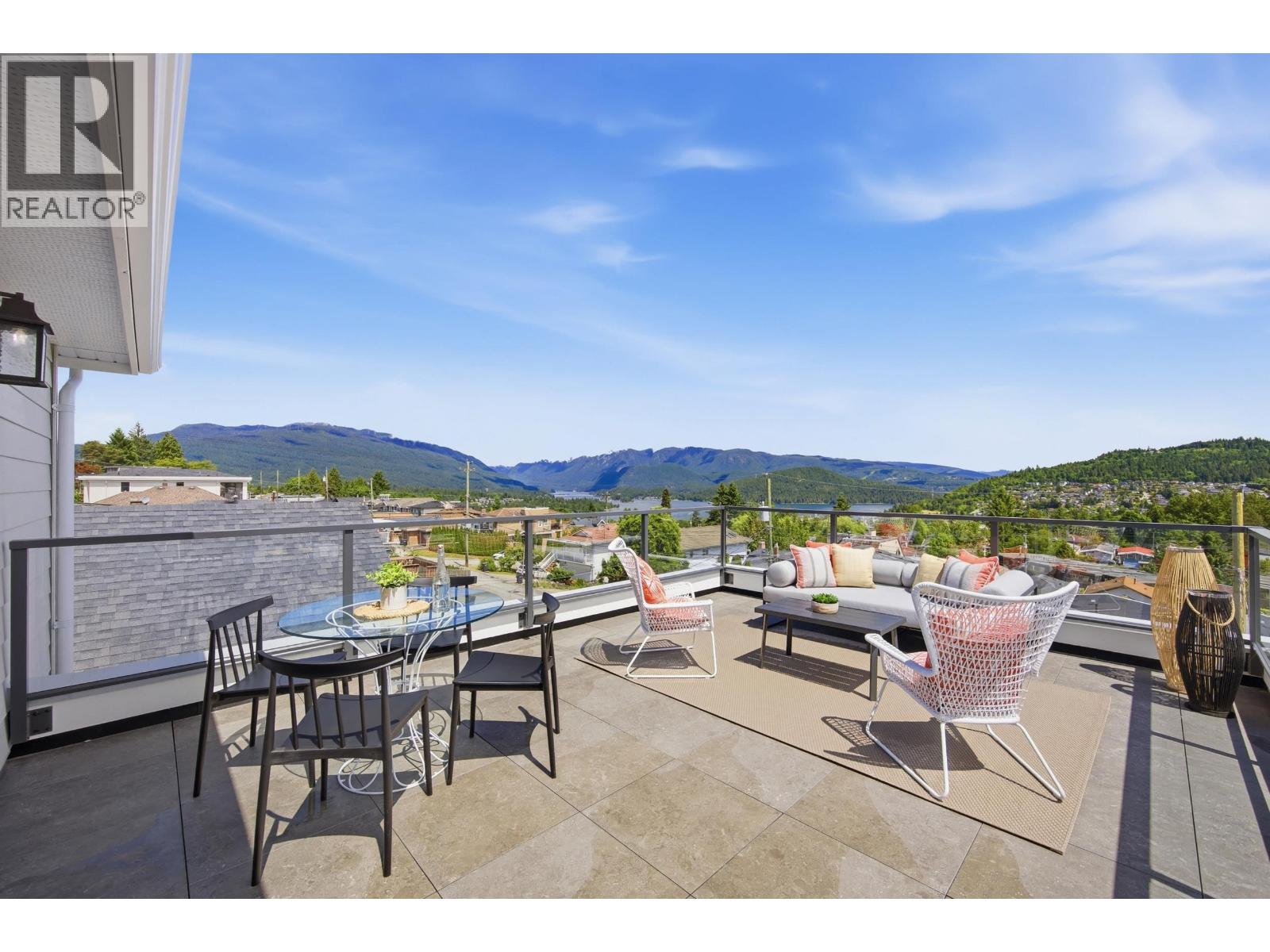 40 SEA AVENUE, Burnaby, British Columbia