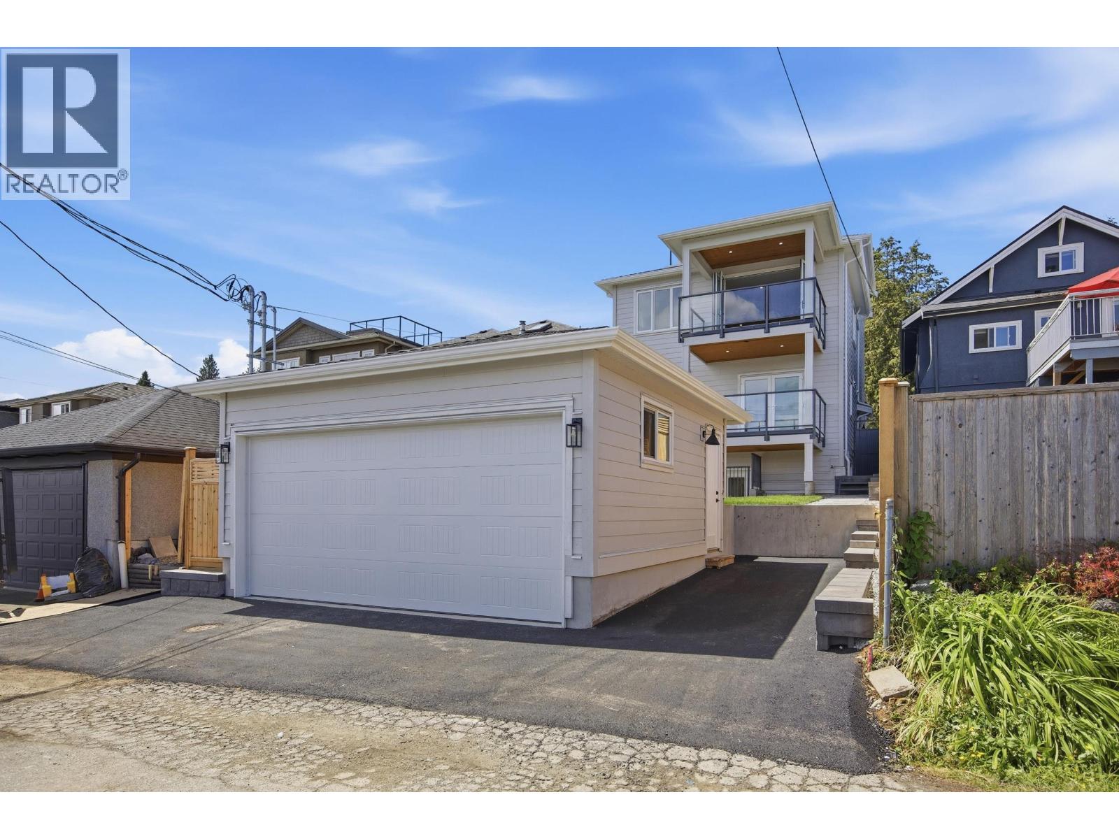 40 Sea Avenue, Burnaby, British Columbia  V5B 3W6 - Photo 5 - R3133973