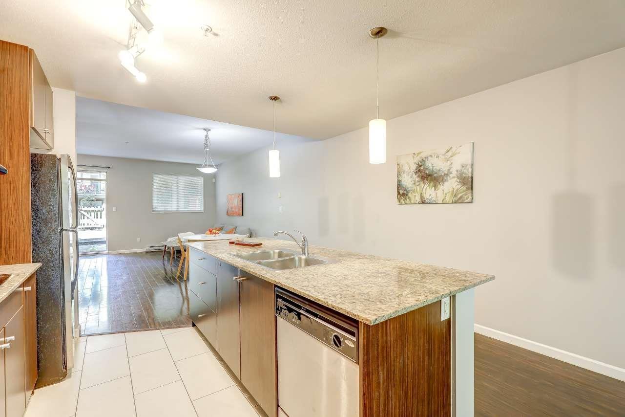 6 10058 153 Street, Surrey, British Columbia  V3R 4M3 - Photo 8 - R3140690
