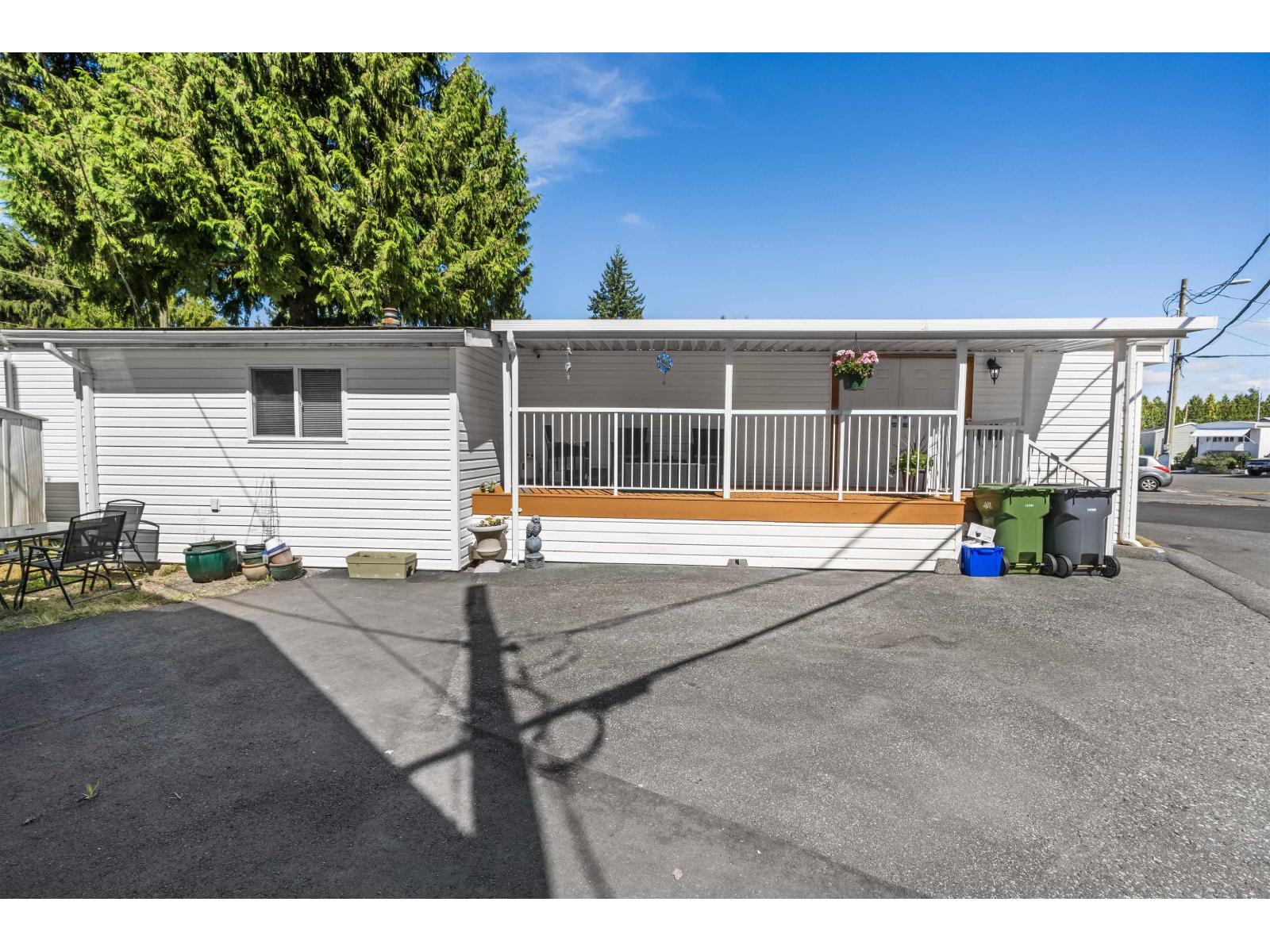 20 24330 Fraser Highway, Langley, British Columbia  V2Z 1N2 - Photo 2 - R3155137