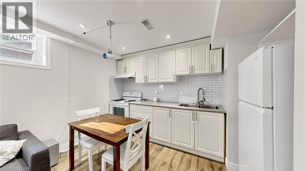 33 Neapolitan Drive, Scarborough, Ontario  M1P 4B2 - Photo 34 - 40846894