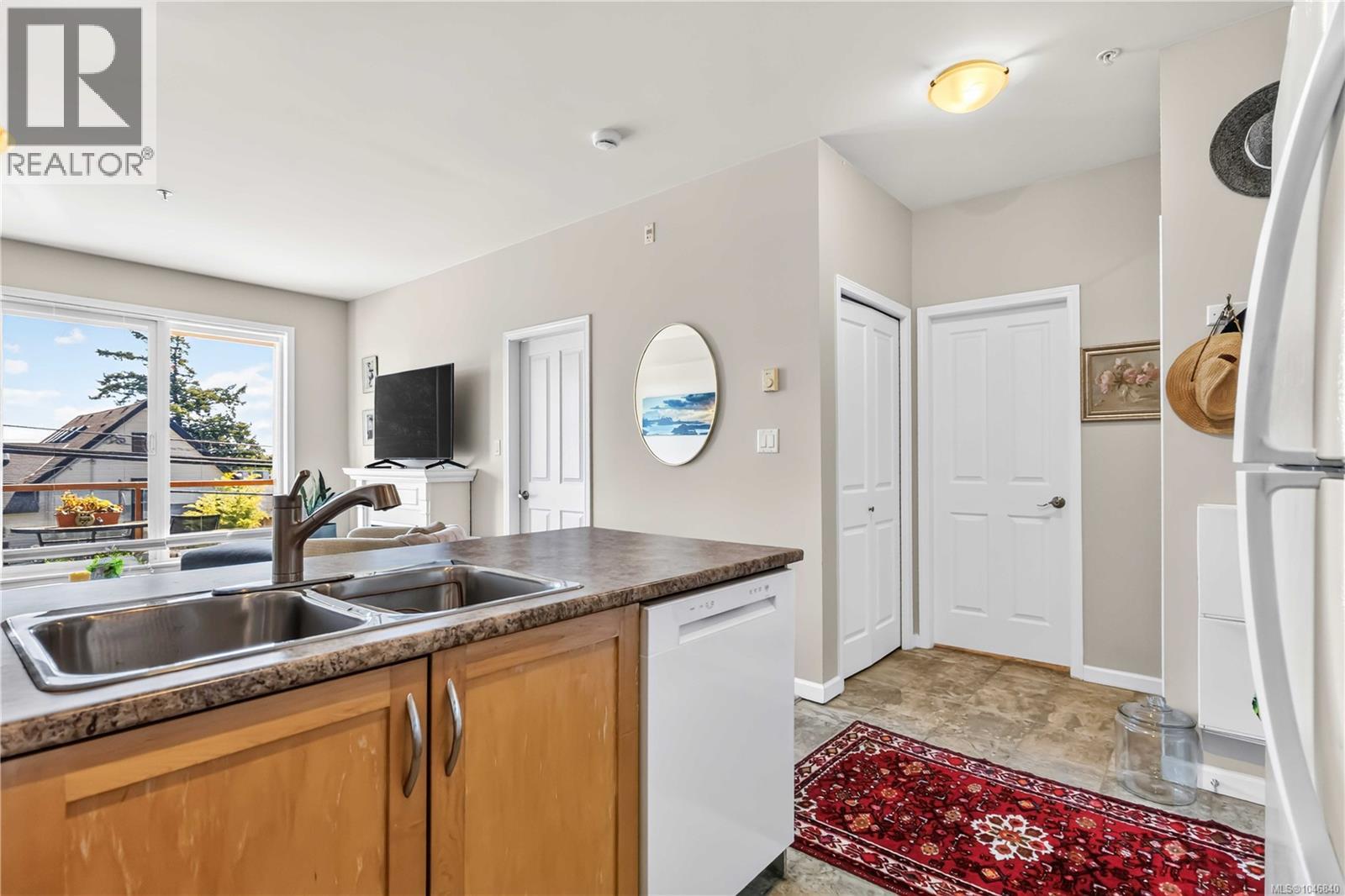 208 1959 Polo Park Crt, Central Saanich, British Columbia  V8M 2K1 - Photo 11 - 1046840