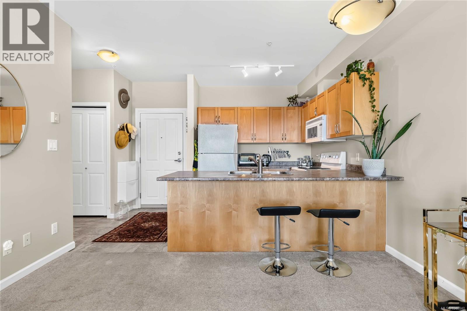 208 1959 Polo Park Crt, Central Saanich, British Columbia  V8M 2K1 - Photo 12 - 1046840